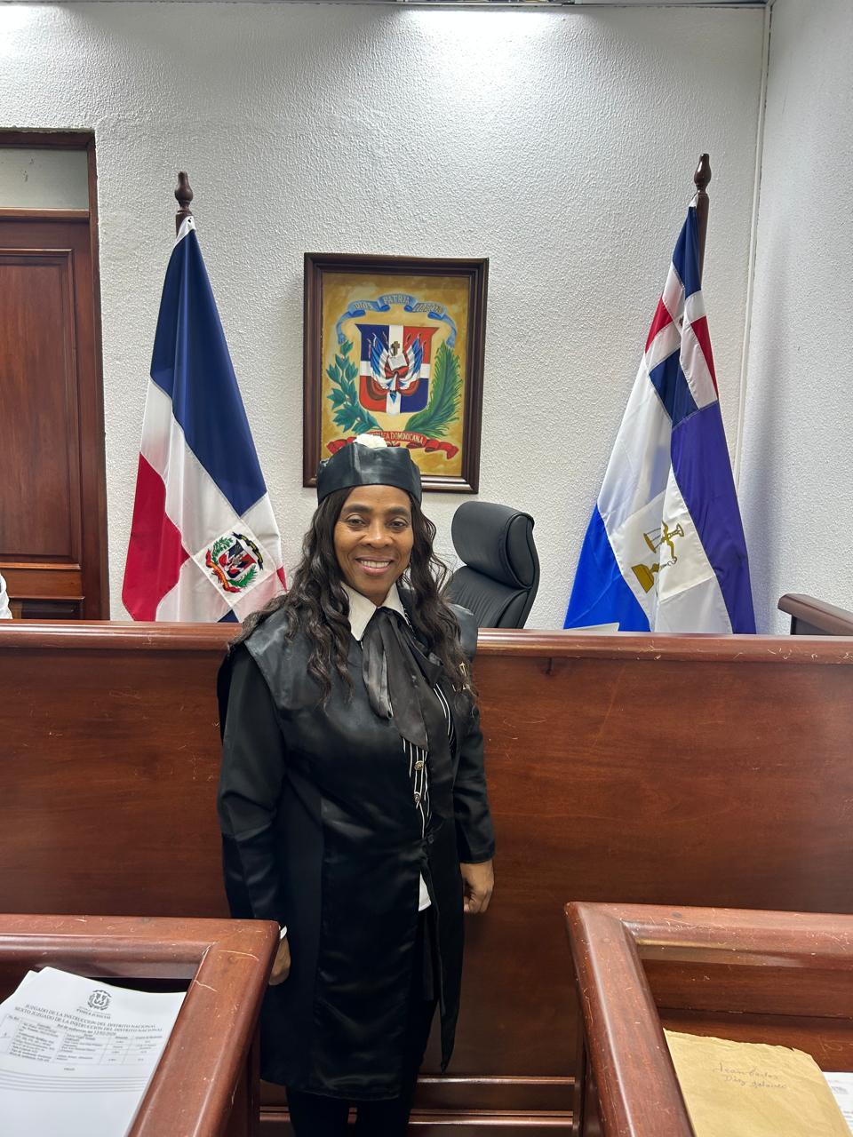 [Abogada em escritório profissional]